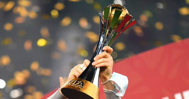 这五位杀手要在有限的时间内完成自救，并寻找到幕后黑手